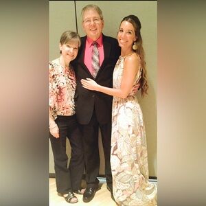 •Flowy•dress•V-front•Lower V back•size S•adjustable gold chain•elastic waist ✨